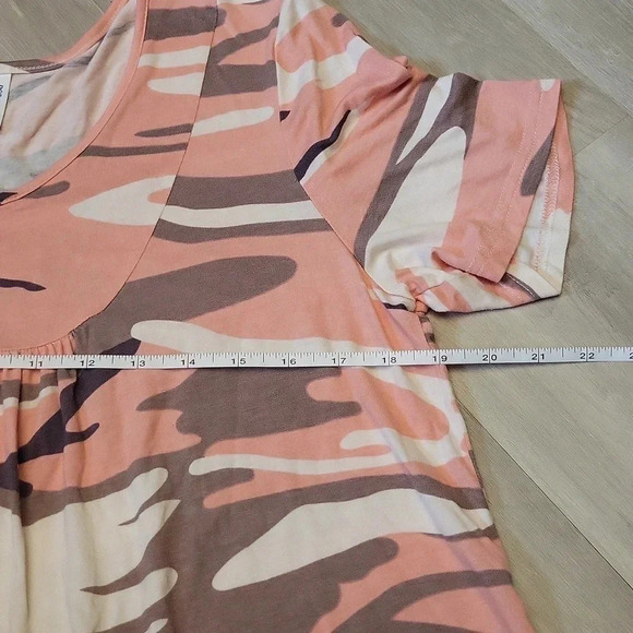 🛍Popyoung Pink White Grey Camo Short Sleeve Flowy Top Womens Size‎ XL - Picture 6 of 6